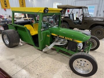 1915 Ford Model T-Replica