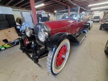 1916 Locomobile Model 38
