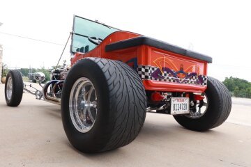 1923 Ford Custom