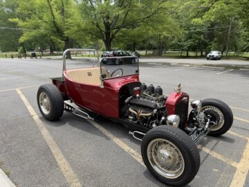 1923 Ford Custom