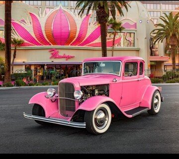 1932 Ford Custom
