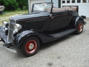 1933 Ford Custom