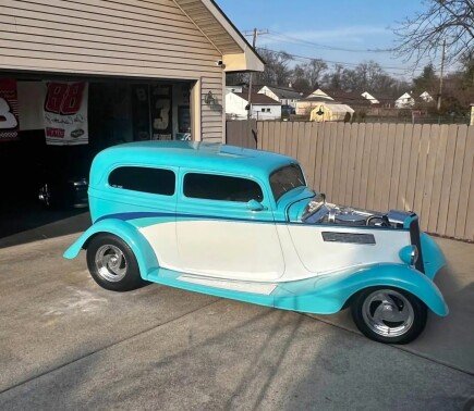 Photo 1 for 1933 Ford Deluxe Tudor for Sale by Owner