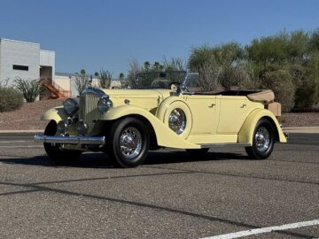 1933 Packard Model 1002