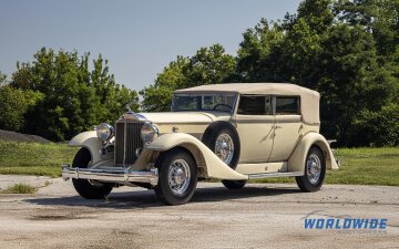 1933 Packard Model 1004