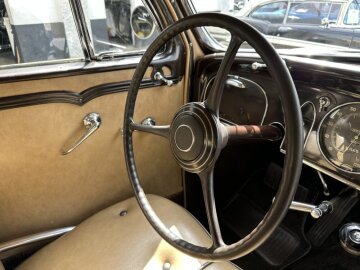 1934 Chrysler Air Flow