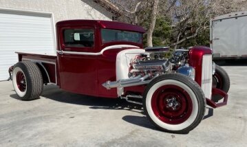 1934 Ford Custom