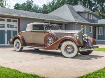 1934 Packard Model 1104