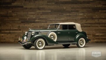 1935 Auburn 851