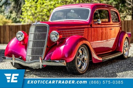 Photo 1 for 1935 Ford Model 48