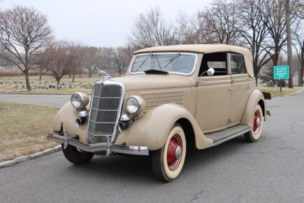 Photo 1 for 1935 Ford Model 48