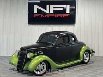 1935 Ford Model 48