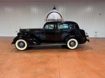 1935 Packard Model 120