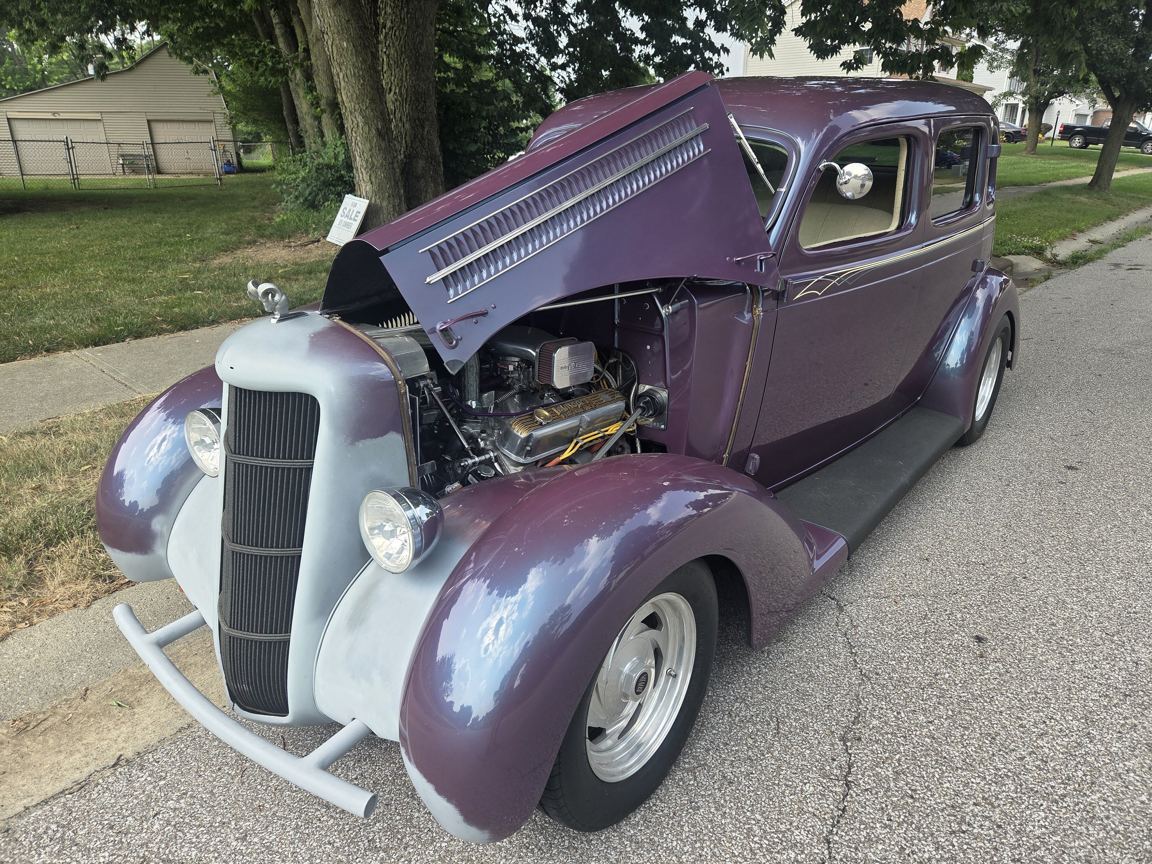 1935 Pontiac Custom