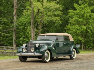 1936 Cadillac Series 85