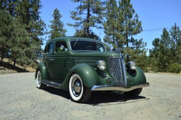 1936 Ford Deluxe
