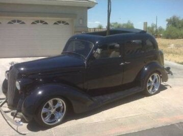 1936 Plymouth Deluxe