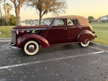 1937 Chrysler Royal
