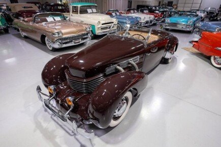 Photo 1 for 1937 Cord 812