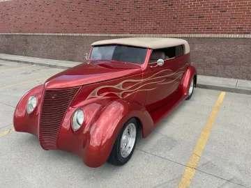 1937 Ford Custom