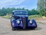 1937 Ford Custom