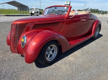 1937 Ford Deluxe