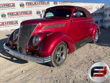 1937 Ford Deluxe