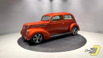 1937 Ford Deluxe Tudor