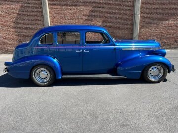 1937 Pontiac Deluxe