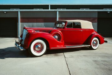 1938 Packard Model 1607