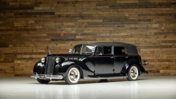 1938 Packard Super 8