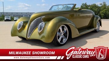 1939 Ford Custom