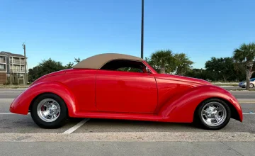 1939 Ford Custom