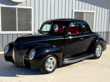 1939 Ford Deluxe