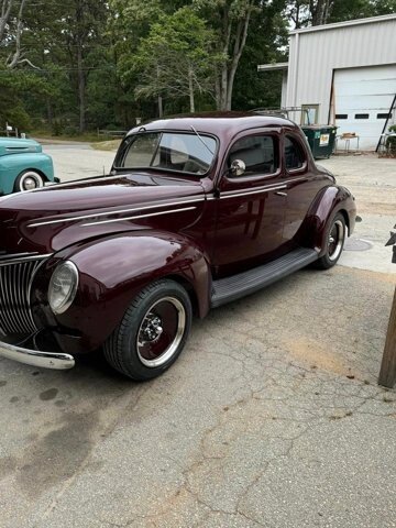 1939 Ford Deluxe