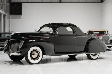 1939 Lincoln Zephyr