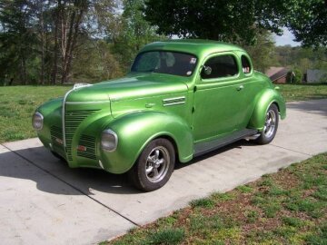 1939 Plymouth Custom