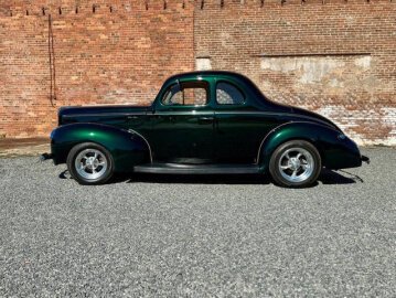 1940 Ford Deluxe