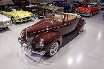 1940 Ford Deluxe