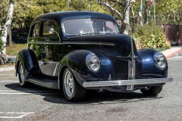 1940 Ford Deluxe