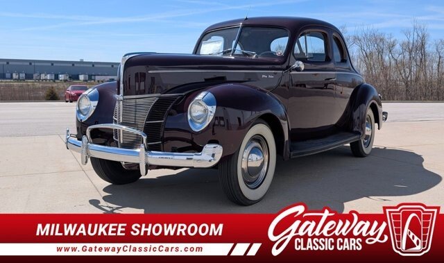 1940 Ford Deluxe