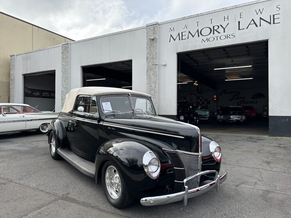 1940 Ford Deluxe