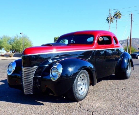 1940 Ford Deluxe