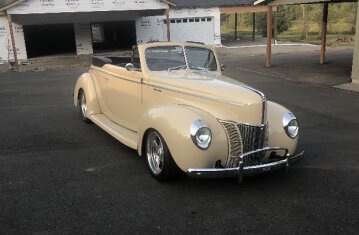 1940 Ford Deluxe