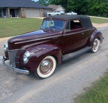1940 Ford Deluxe