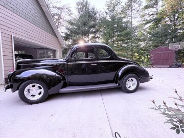 1940 Ford Deluxe