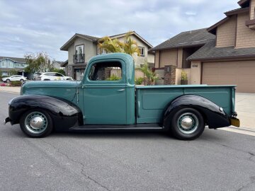 1940 Ford Deluxe
