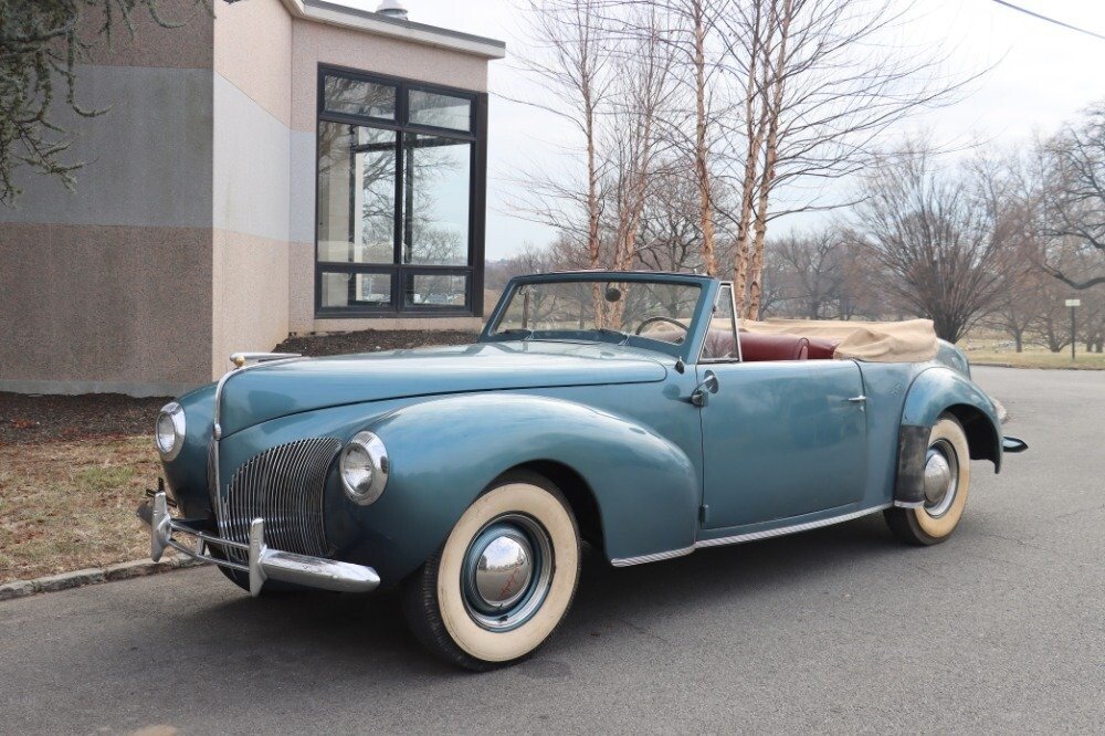 1940 Lincoln Zephyr