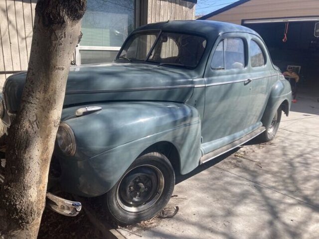 1941 Ford Deluxe