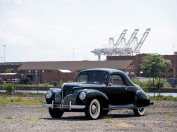 1941 Lincoln Zephyr